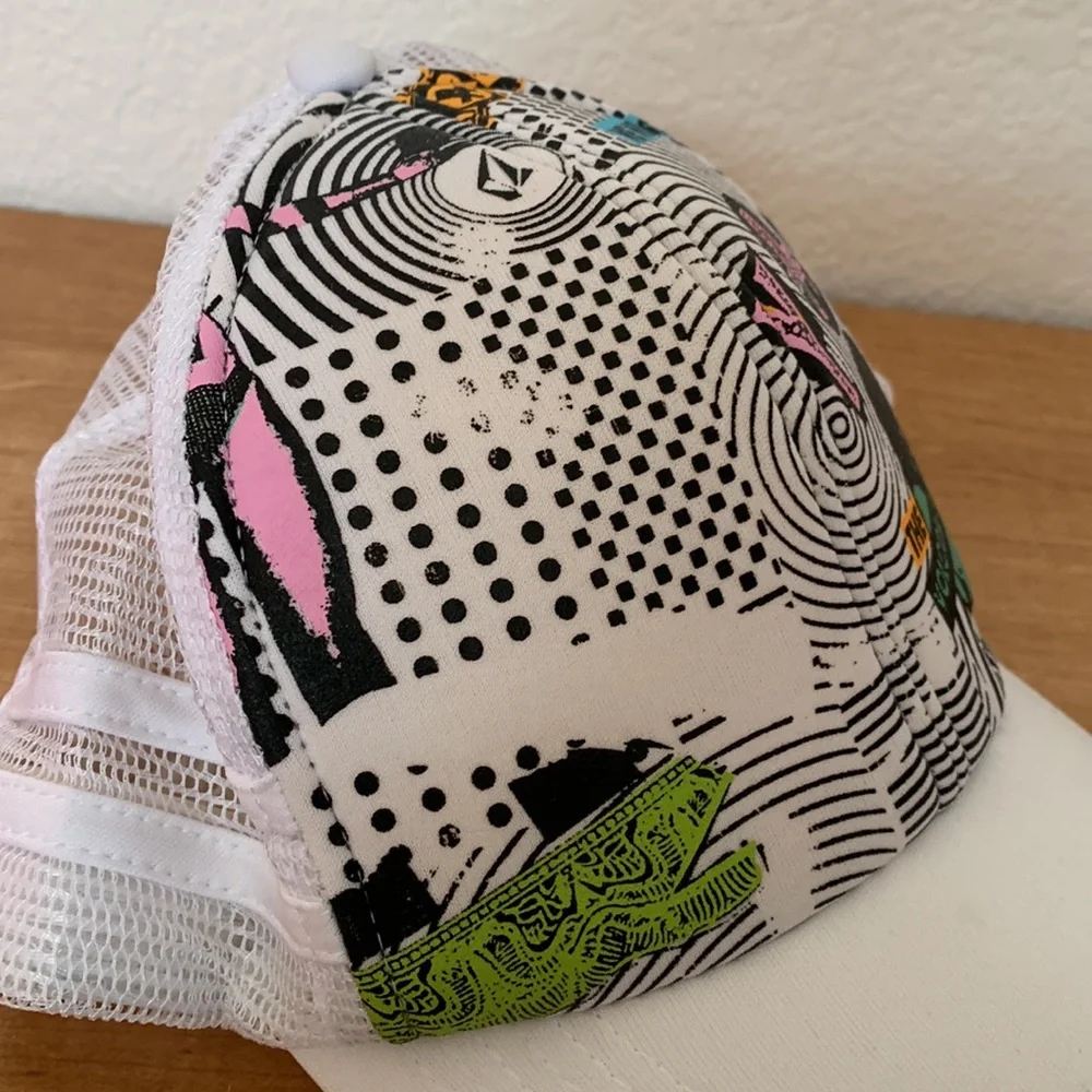 Volcom Cap - Picture 2 of 9